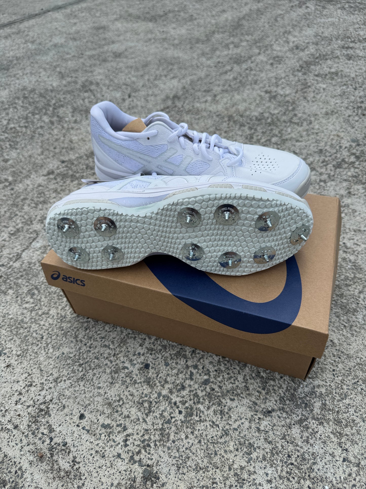 Custom Cricket Shoe Service