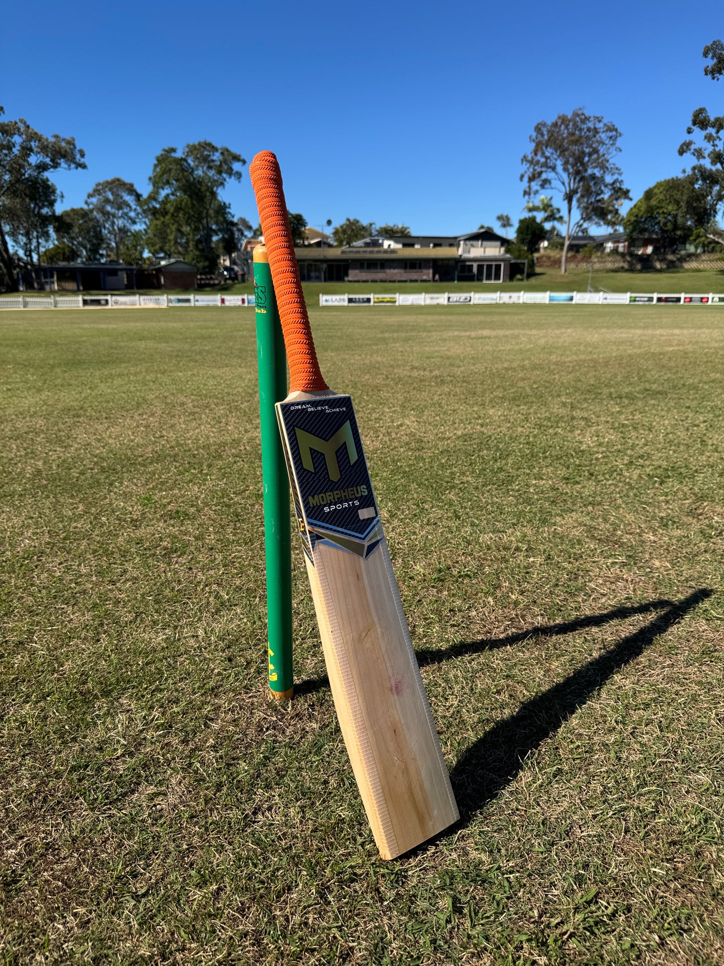 Grade 1 Junior English Willow Bat